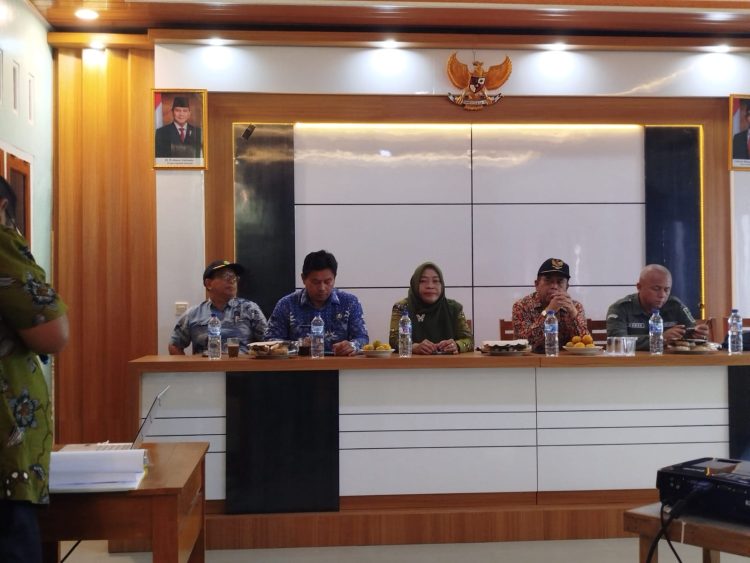 Monitoring dan Evaluasi Pembangunan Kecamatan Garawangi Tahun 2024