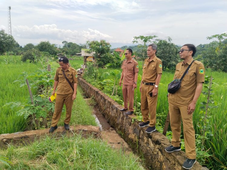Monitoring dan Evaluasi Pembangunan Kecamatan Garawangi Tahun 2024